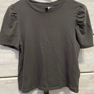 Dark grey h&m tee